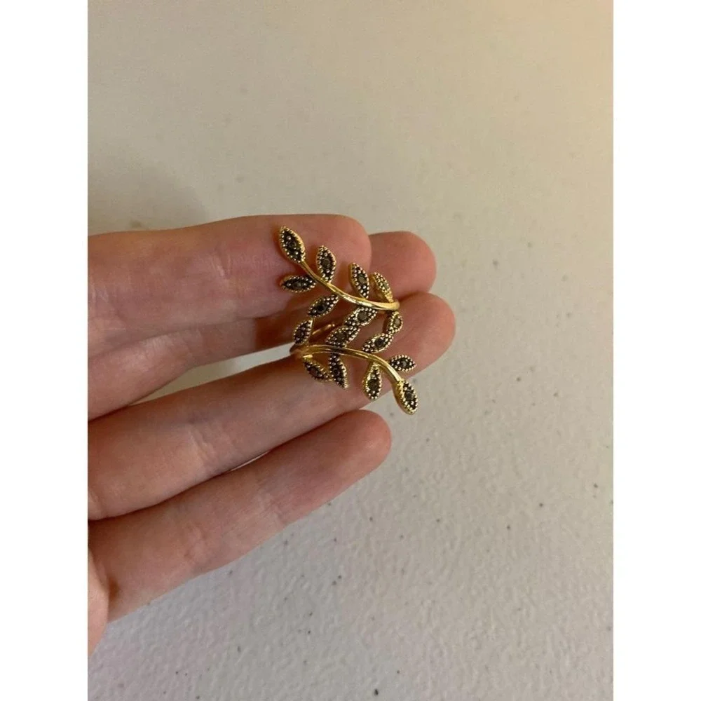 Boho‎ Hematite Vine Ring